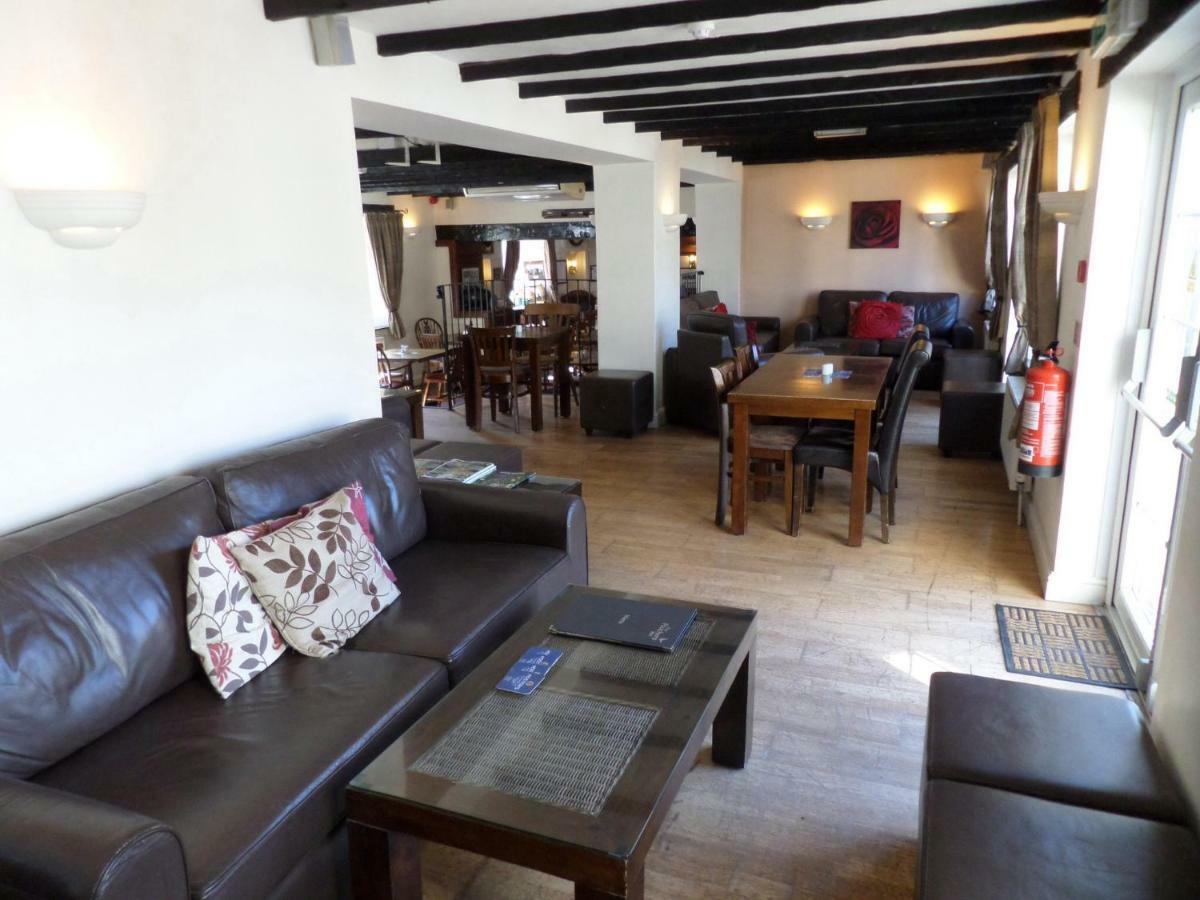 The Poachers Inn Piddletrenthide Esterno foto